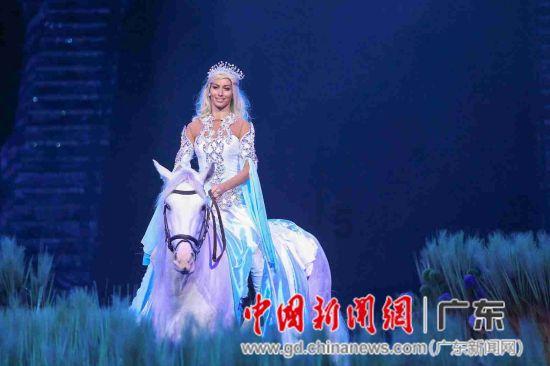港影:巨星说,在未来的跌宕岁月,谁能扛起票房?